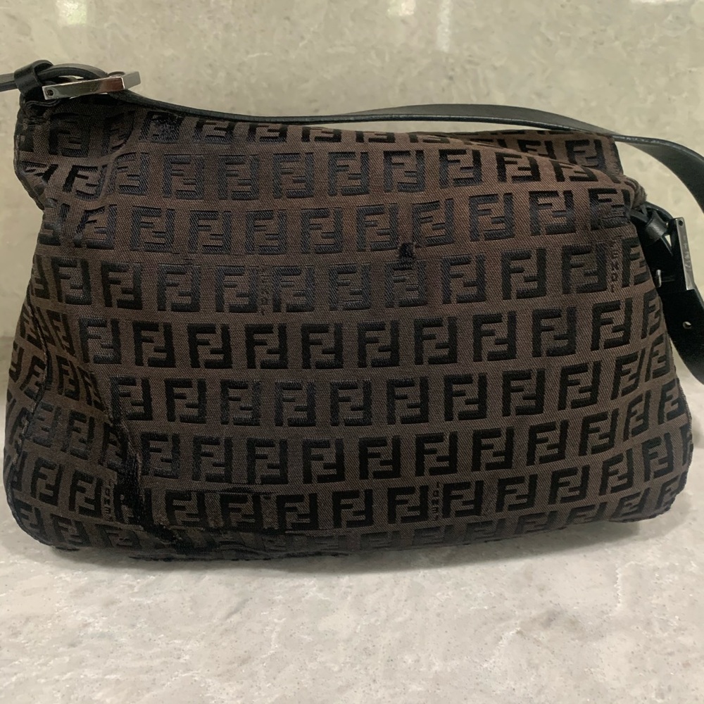 Fendi Vintage Shoulder Bag - Picture 3 of 8
